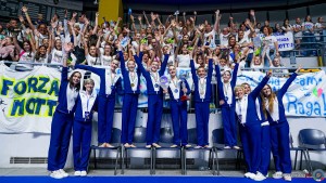 final6 f podio sf 02558 copia simone ferraro ph copia